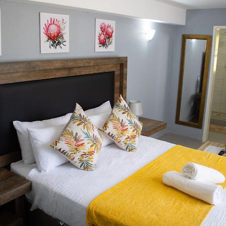 Rehoboth Ezulwini Suites Lobamba Esterno foto