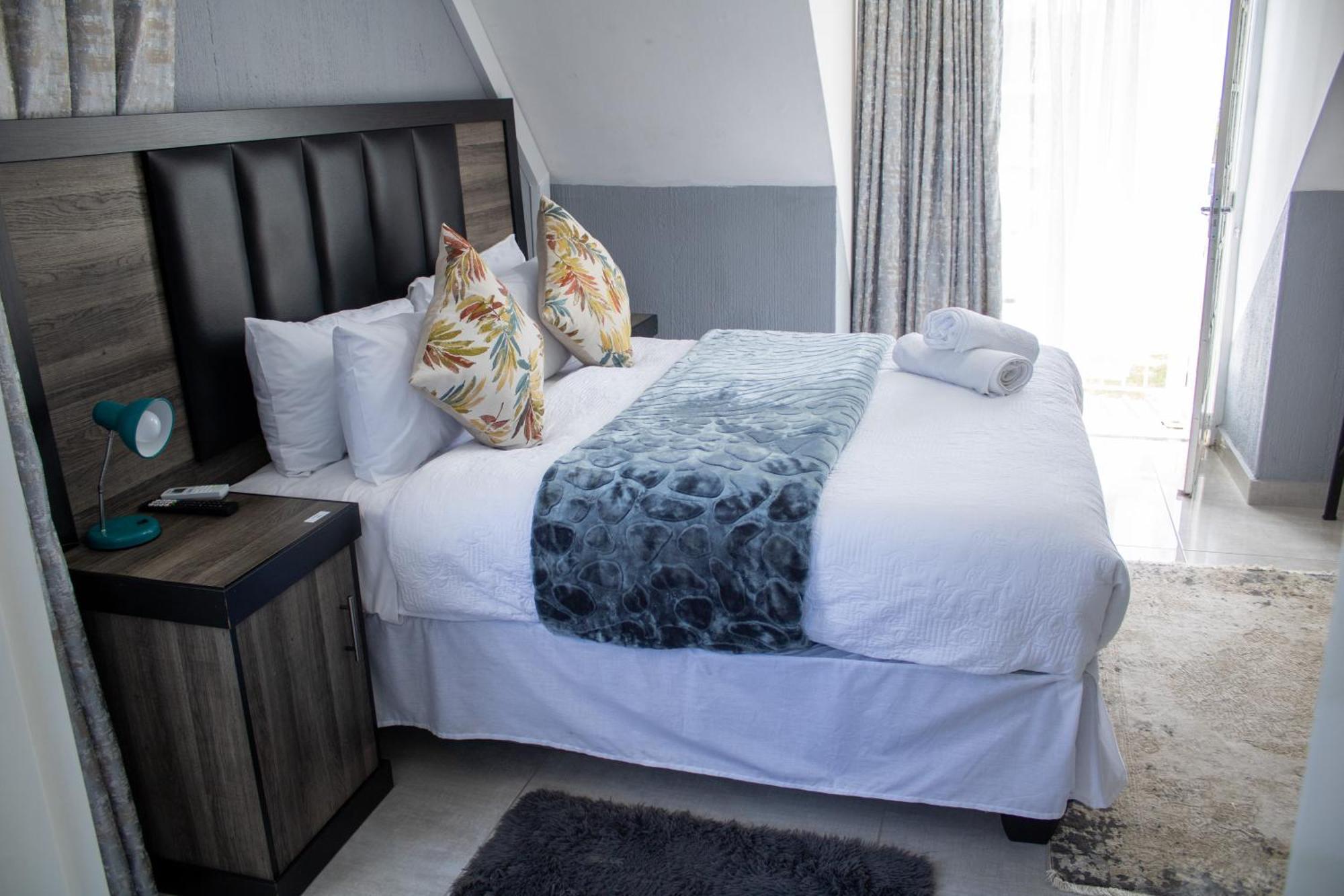 Rehoboth Ezulwini Suites Lobamba Esterno foto