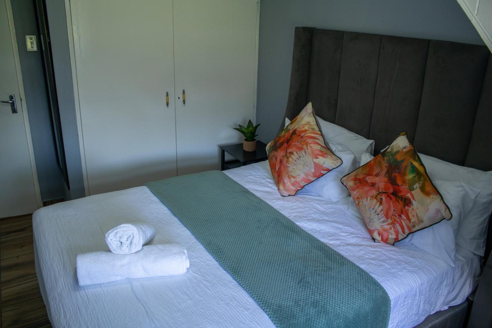 Rehoboth Ezulwini Suites Lobamba Esterno foto