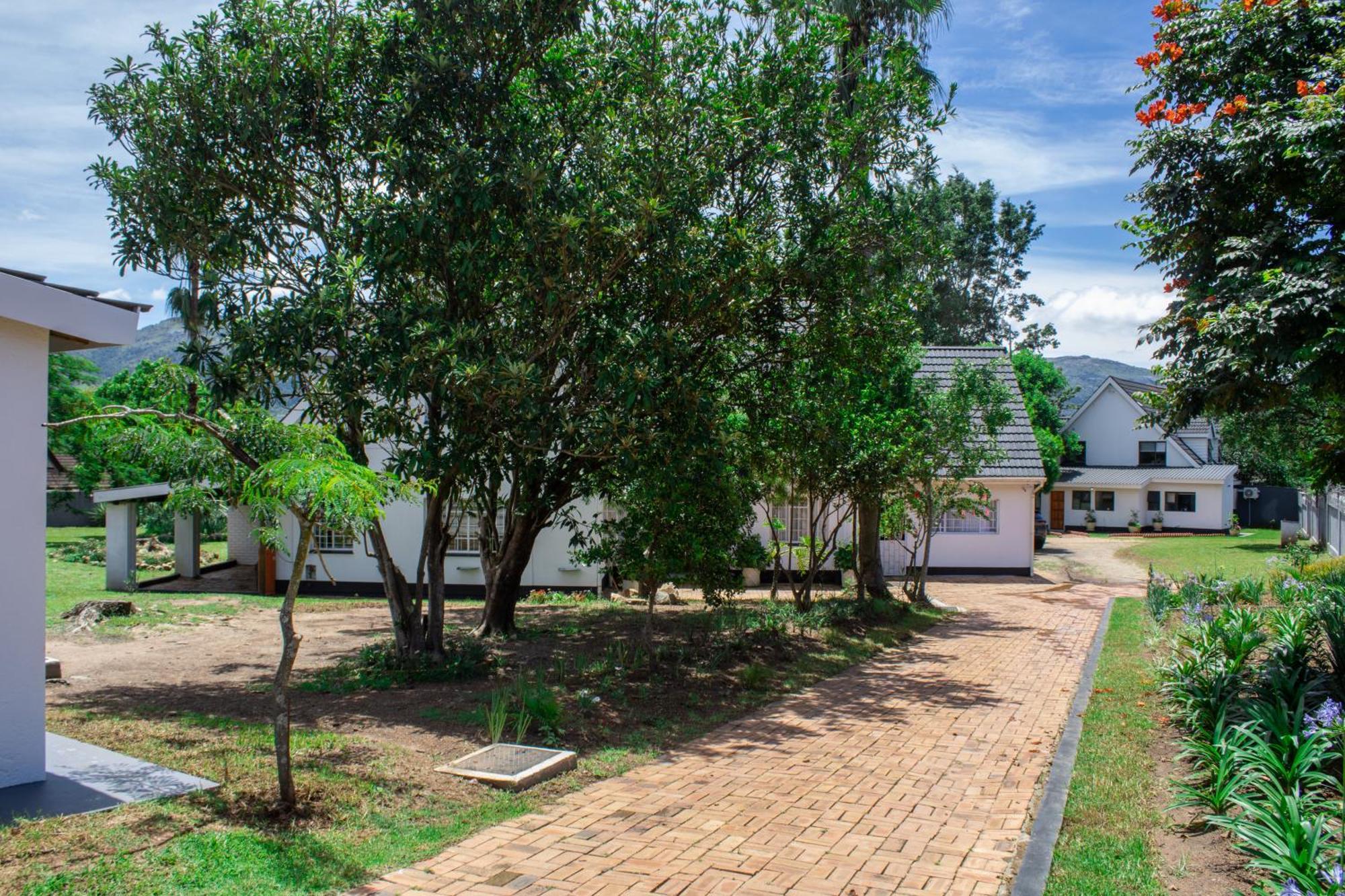 Rehoboth Ezulwini Suites Lobamba Esterno foto